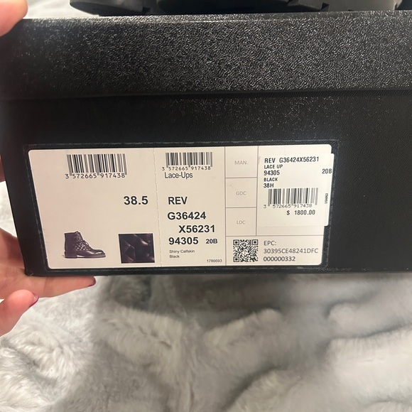 Chanel boots - Picture 7 of 8